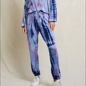 Maromie Hacci brush knit jogger.  Blue purple tie dyed.  Soft lounge athleisure